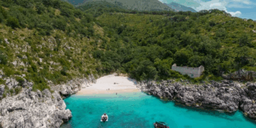 Media amerikane “The Bolde”: Shqipëria mes vendeve më të vlerësuara evropiane për të vizituar