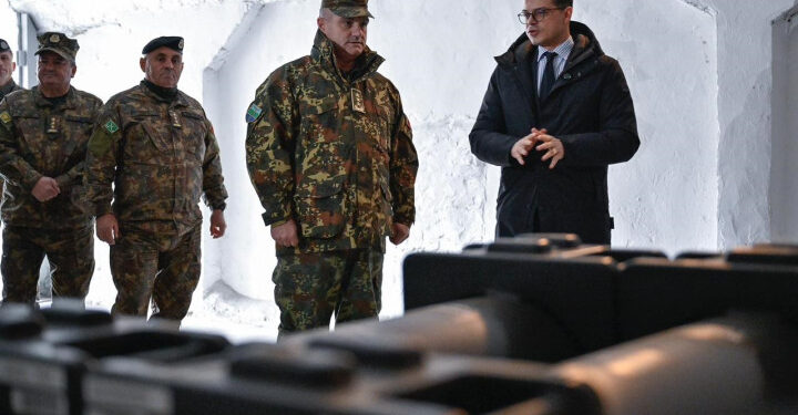 Shqipëria pajiset me sistemet raketore “Javelin”