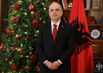 Presidenti Begaj mesazh për Vitin e Ri: 2026 duhet të kthejë standardin evropian në realitet për çdo familje
