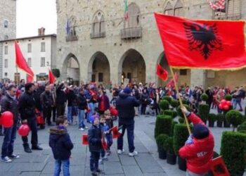 Eurostat: Shqiptarët, komuniteti i dytë më i madh në Itali