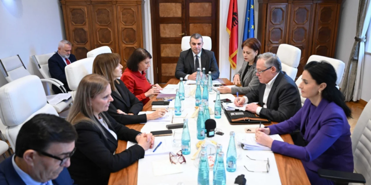 Licencohet banka e parë tërësisht digjitale në Shqipëri, BSH jep miratimin paraprak