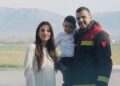 Video emocionuese, zjarrfikësi i Aeroportit të Tiranës merr lajmin e mirë së do të bëhet baba