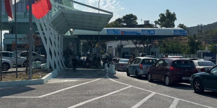 Greva e fermerëve grekë, bllokohet sërish për disa orë aksi Kakavijë-Janinë