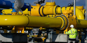 BE do të ndalojë importet e gazit rus deri në 2027