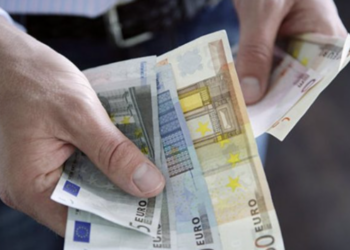 Shqipëria në vendnumëro, punësimi dhe pagat reale pritet të bien deri në vitin 2030