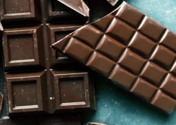 Një substancë në çokollatën e zezë mund të ngadalësojë plakjen