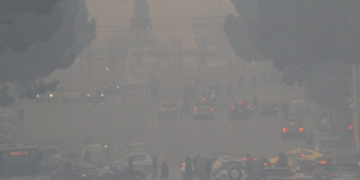 Trafiku dhe ndotja e ajrit, shqetësimet kryesore të shqiptarëve