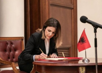 Fiona Papajorgji zgjidhet kryetare e Gjykatës Kushtetuese