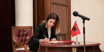 Fiona Papajorgji zgjidhet kryetare e Gjykatës Kushtetuese