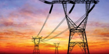 Bizneset në tension 6 kV duhet të dalin në tregun e lirë të energjisë nga 1 janari 2026