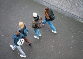 Dita e rinisë, pa të rinj; në 13 vite tkurren me 45%, nga emigracioni i lartë