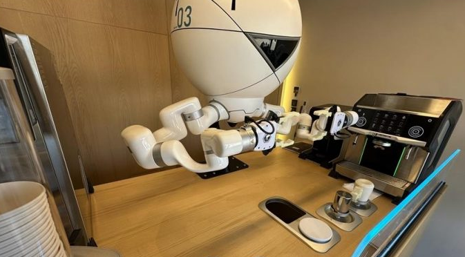 Nga Revolucioni Industrial te Inteligjenca Artificiale, rreziku i vendeve të punës i njëjtë