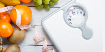 Si të largojmë kilogramët e tepërt pas festave?