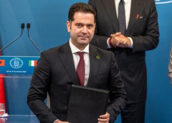 Tmerri nga SPAK-u, nga vijnë paratë që qeveria njoftoi se do t’ua shpërndajë 148 mijë shqiptarëve deri në 31 dhjetor 2025