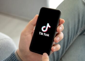 Pesë familje padisin TikTok-un pas vdekjes së fëmijëve nga sfidat e rrezikshme