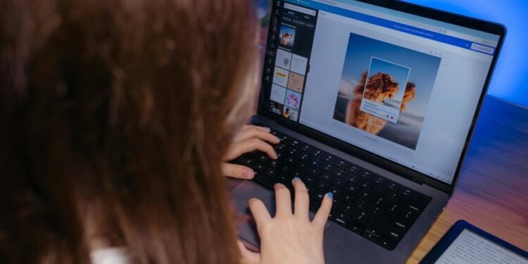 Dhuna digjitale ndaj grave, jo më pa ndëshkim: Ligji i ri parashikon gjoba, bllokim llogarish reagim nga platformat