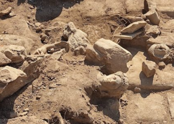 Zbulohen thesare 2 000-vjeçare në një tempull antik në ishullin Evia