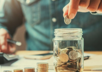 Shqipëria, me përqindjen më të ulët të popullsisë në Europë që arrin të kursejë