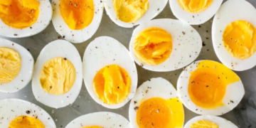 Çfarë ndodh nëse hani çdo ditë vezë të ziera?