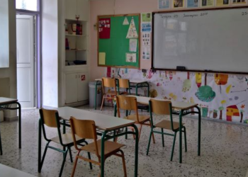 Alarm nga moti i keq, mbyllen shkollat në Athinë