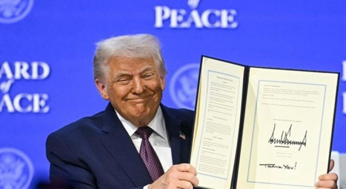 Donald Trump themelon zyrtarisht Bordin e Paqes