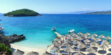 “Mirror”: Britanikët zgjedhin Rivierën Shqiptare