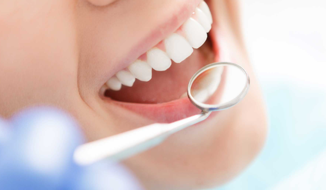 Sekreti i jetëgjatësisë qëndron edhe tek dhëmbët