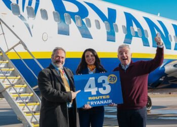 Ryanair zgjeron bazën në Tiranë dhe shton dhjetëra fluturime për verën 2026