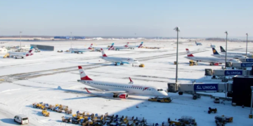 Moti ekstrem paralizon Evropën, mbyllen aeroportet në Vjenë, Pragë dhe Bratislavë