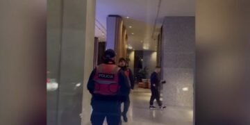 EMRAT/ GJKKO lë në burg 8 të arrestuarit për Call Centera-t që zhvatën italianët