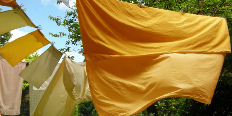 Pse duhet t’i ndërroni çarçafët më shpesh?