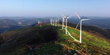 Qeveria miraton ndërtimin e dy parqeve eolike në Bulqizë dhe Korçë