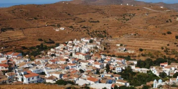 Ishulli grek ofron bonuse për mjekët që shkojnë të punojnë aty