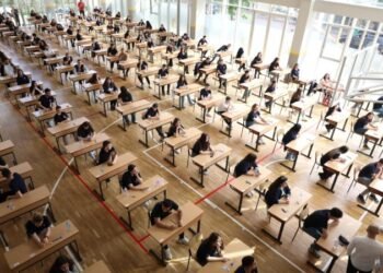 Njoftimi i rëndësishëm për maturantët: Kur nis aplikimi i formularit A1 dhe A1Z