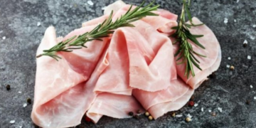 OBSH: Proshuta e përpunuar është kancerogjene për njerëzit