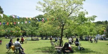 Lajm i mirë? Trendi i fundit, të rinjtë po largohen nga rrjetet sociale