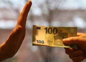 Raporti i Transparency International: Shqipëria përkeqësohet, Kosova bëri një hap prapa në luftën kundër korrupsionit