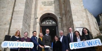 Nis zbatimi i WiFi4WB në Shqipëri, internet publik falas në 61 bashki në kuadër të integrimit digjital