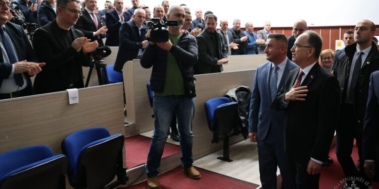 Presidenti Begaj në Tetovë: Universiteti, nga histori rezistence drejt standardeve më të larta