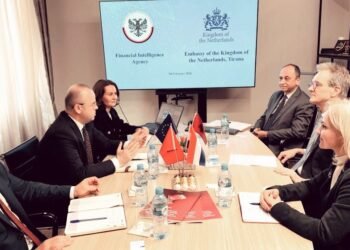 “Rol kyç në integrimin e vendit”, ambasadori i Holandës te Agjencia e Inteligjencës Financiare: Shqipëria, progres në luftën kundër pastrimit të parave