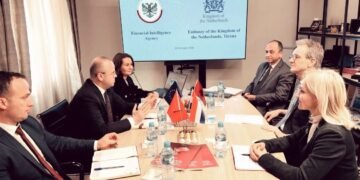 “Rol kyç në integrimin e vendit”, ambasadori i Holandës te Agjencia e Inteligjencës Financiare: Shqipëria, progres në luftën kundër pastrimit të parave