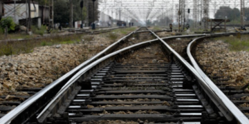 Treni Rrogozhinë-Vlorë-Aeroport/ Projekti, gati në qershor, HSH: Përcaktohet gjurma e re. Në diskutime për financimin