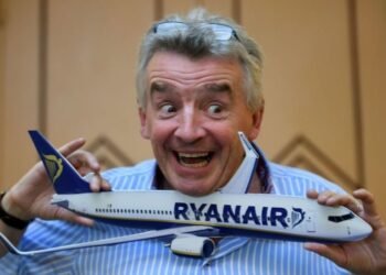 Ryanair do të shtojë 20 linja të reja në Shqipëri këtë verë