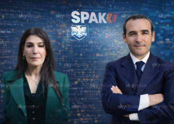 Pas Mirlinda Karçanajt, shkarkohet edhe Engjell Agaçi