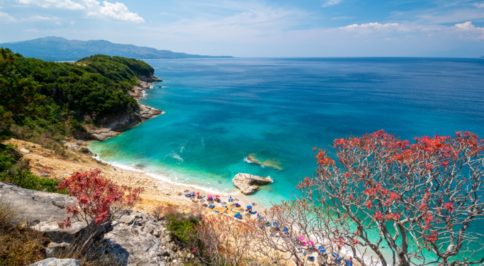 MSN Travel: Riviera shqiptare një alternativë preferenciale turistike