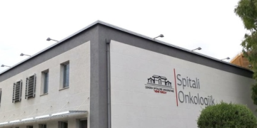 Kanceri po vret shqiptarët, mbi 7 mijë raste në vit, më të prekur meshkujt