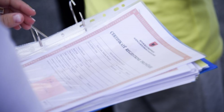 Kadastra heq sportelet për legalizimet, dokumentet kalojnë te e-Albania