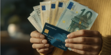 DETAJET/ SEPA ul ndjeshëm koston e transfertave të parave për shqiptarët