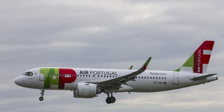 Prag tragjedie, avioni humb lartësi me shpejtësi pranë aeroportit: Nisin hetimet