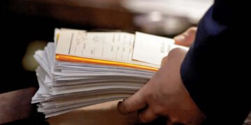 75% e shqiptarëve çojnë për faturat publike deri në 10-50% të buxhetit mujor